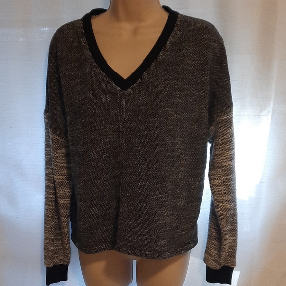 Calvin Klein Performance V-Neck Black and Gray Sweater - Picture 1 of 7